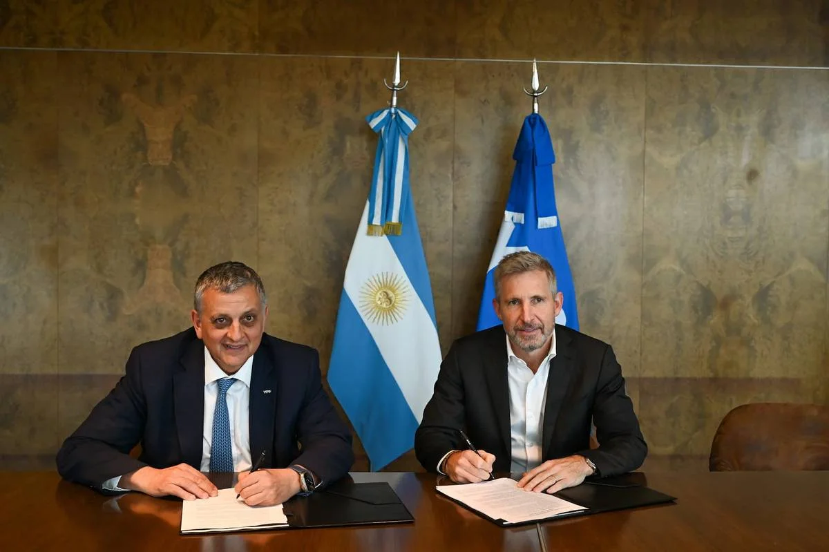 Acuerdo entre Entre Ríos y YPF para potenciar arenas silíceas y logística en Vaca Muerta
