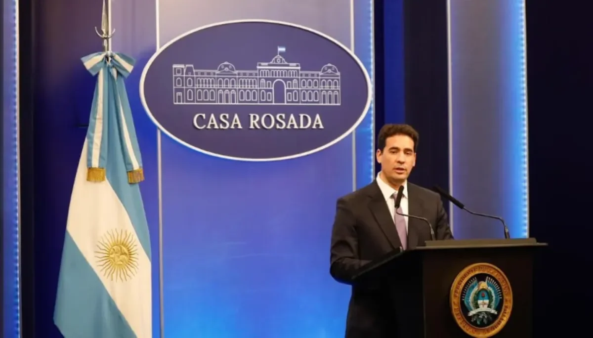 Adrián Ravier presenta reformas en conferencia de prensa antes de la mesa política
