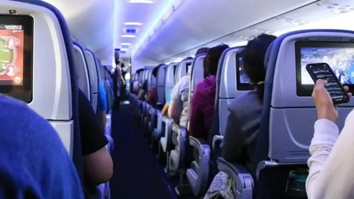 Aerolínea low cost implementará internet satelital en sus vuelos gracias a Starlink