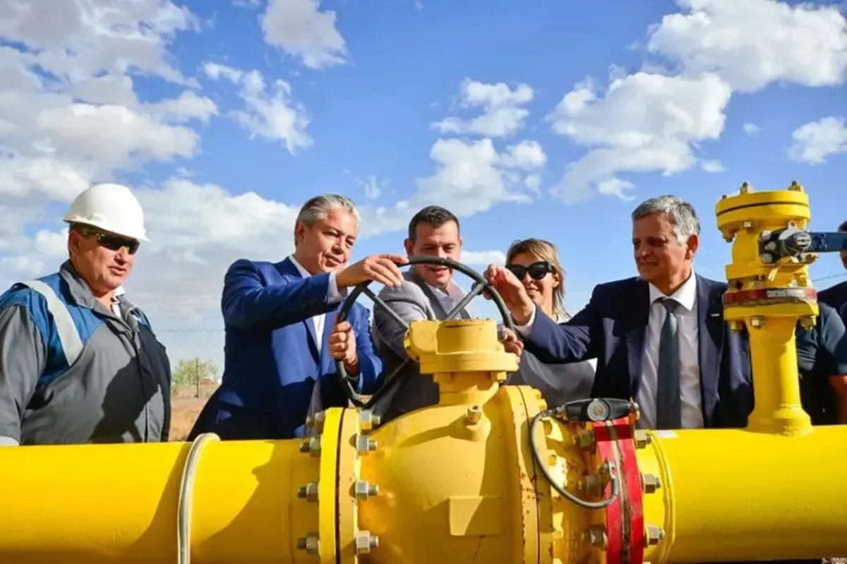 Añelo celebra la apertura del primer tramo del gasoducto hacia la meseta