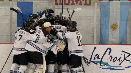 Argentina avanza a la final del torneo internacional de hockey sobre hielo