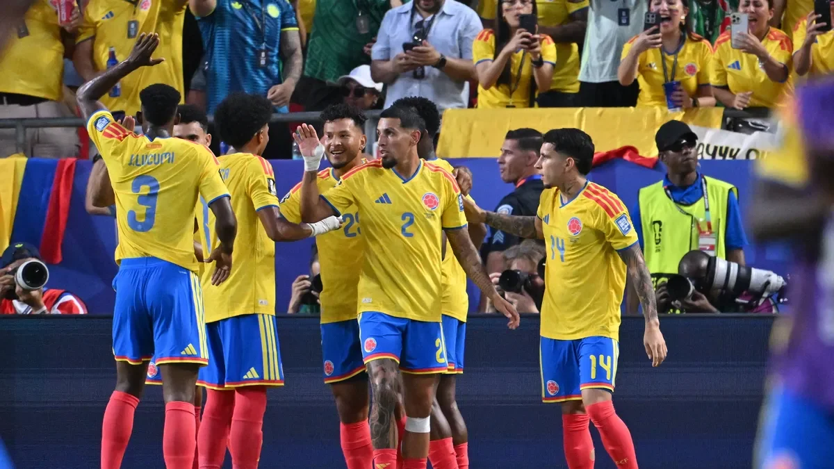 Argentina espera definir su rival en el Mundial 2026 mientras juegan Colombia y Suiza
