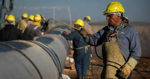 Argentina prevé exportar gas a Bolivia impulsada por la producción de Vaca Muerta
