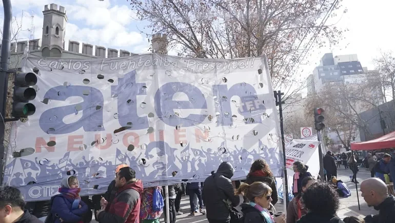 ATEN asegura el inicio de clases para este lunes tras tensiones con la seccional Capital