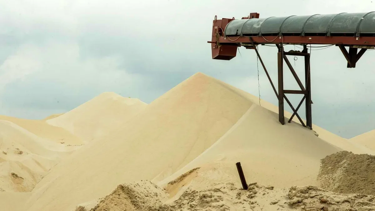 Aumento drástico en el precio de la arena en Vaca Muerta: de 22 a 145 dólares por pozo