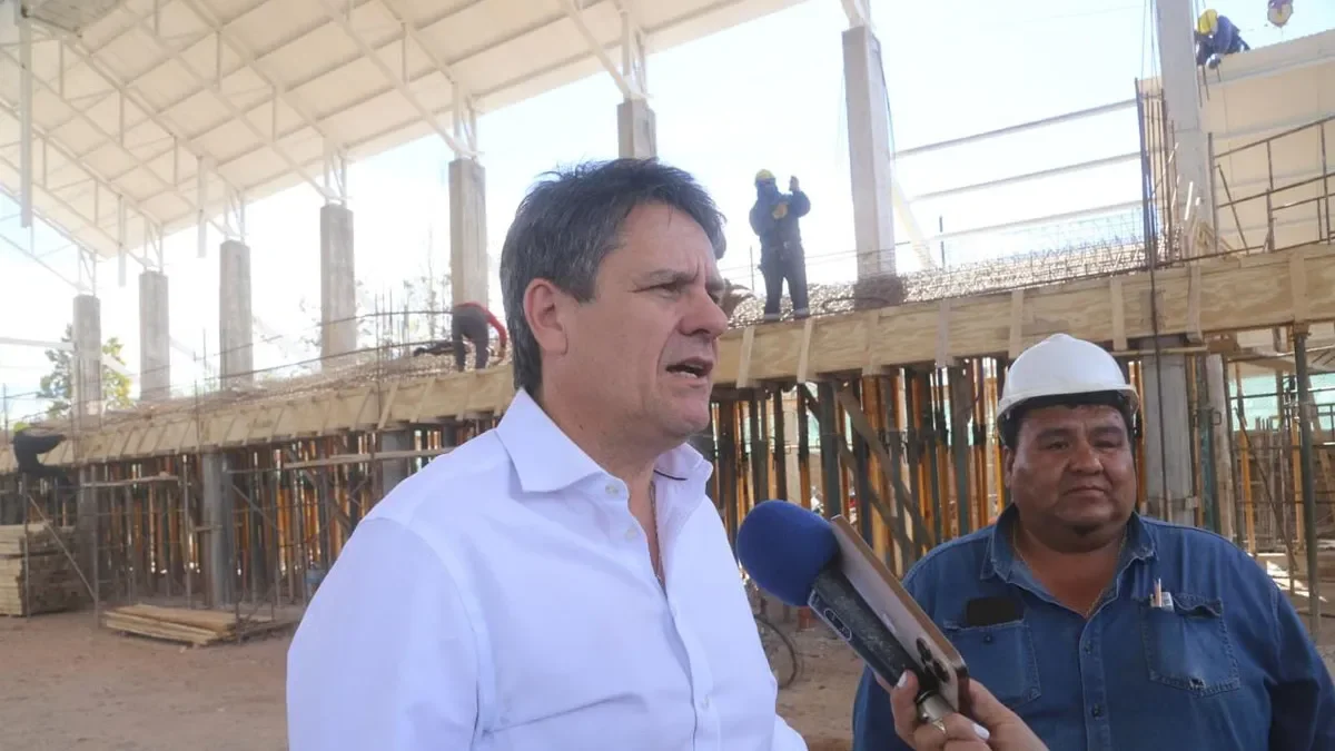 Avanza la construcción de la nueva ciudad deportiva en Neuquén con polideportivo techado