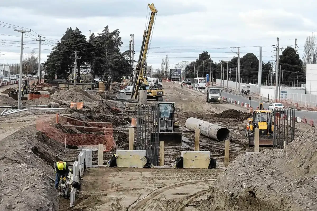 Avenida Mosconi: se mantienen cortes en los Puentes Carreteros por obras en curso
