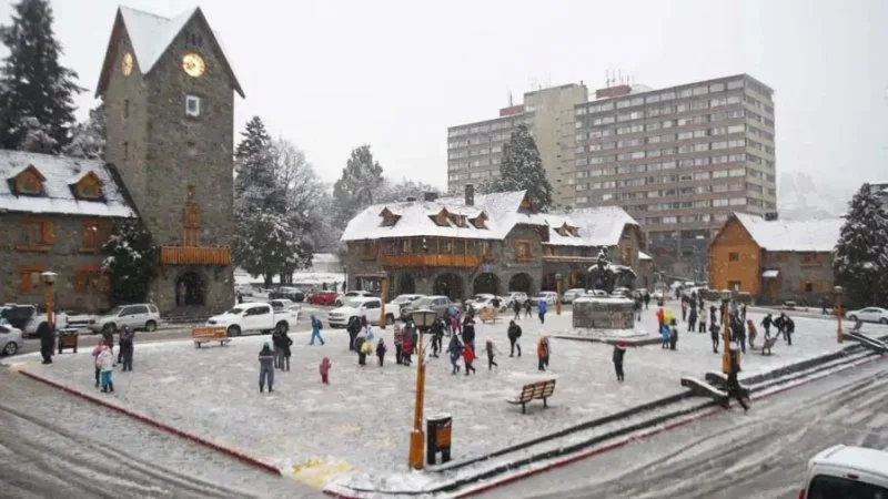 Bariloche recupera el turismo tras meses de descenso, alivio para el sector hotelero
