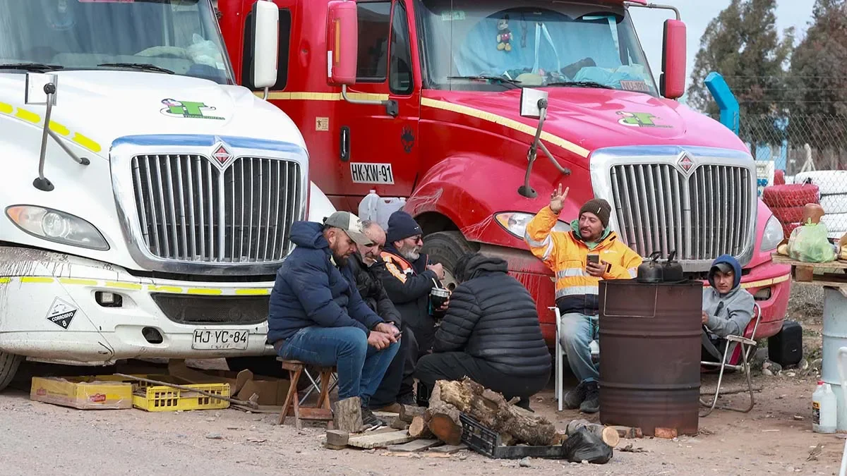 Camioneros varados en Neuquén: el impacto en el comercio y el tránsito hacia Chile