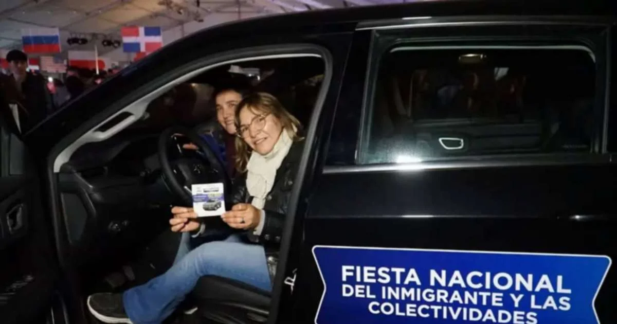 Camioneta 0 km sorteada en la Fiesta del Inmigrante en Zapala