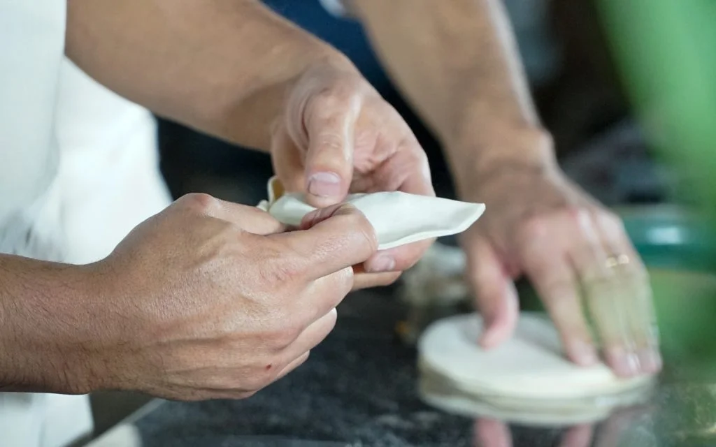 Capacitación gratuita para el sector gastronómico en Zapala, impulsada por el Municipio y APYCE