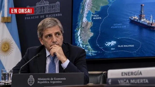 Caputo detiene acciones legales contra petroleras en Vaca Muerta