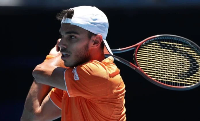 Cerúndolo supera un duro desafío y continúa en el torneo