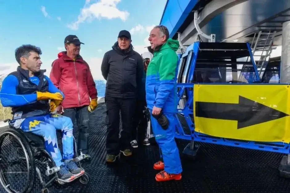 Chapelco se prepara para recibir a 29 atletas de esquí adaptado en agosto
