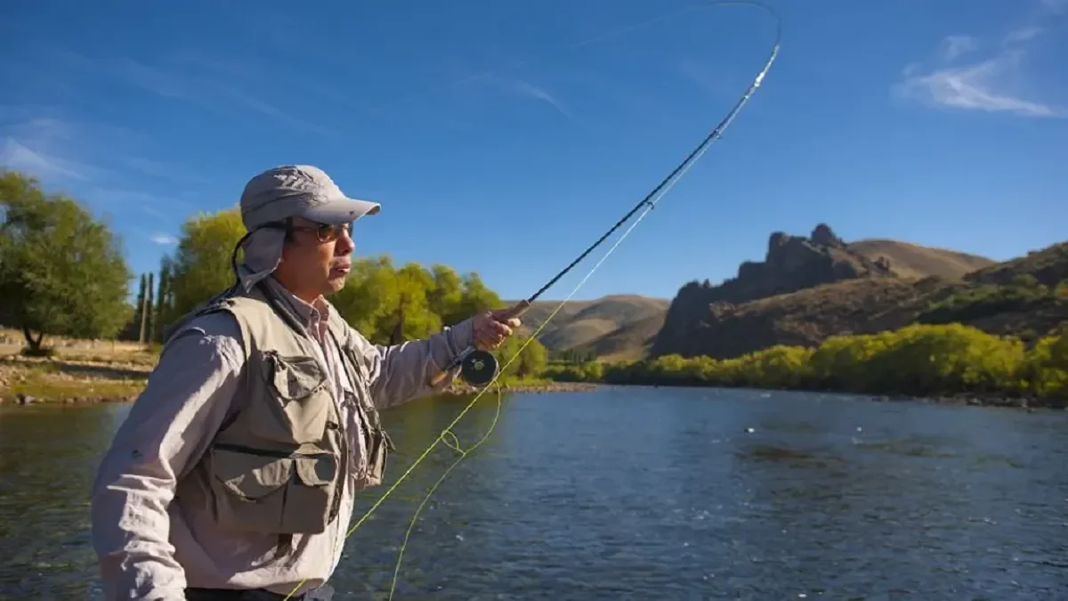 Comienza la venta de permisos para pesca deportiva en Neuquén: precios y adquisición