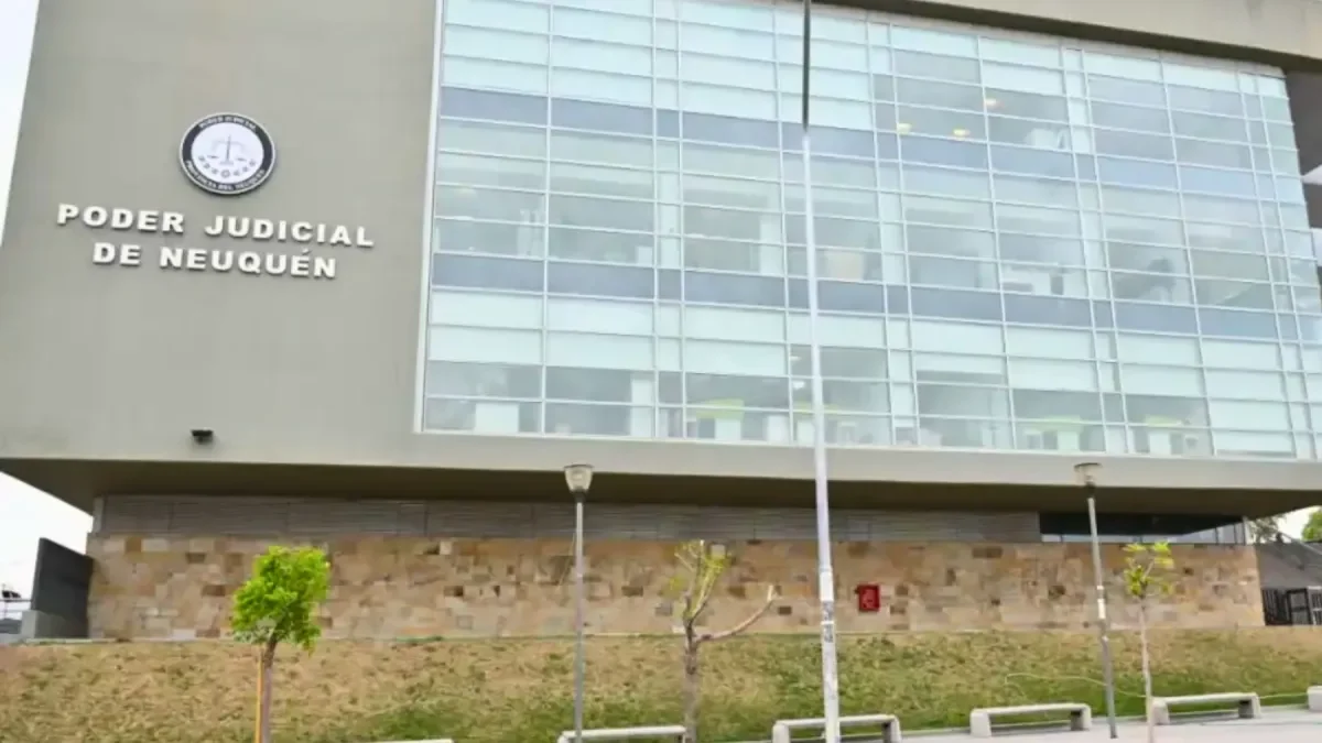 Condena por abuso sexual tras detención en juicio en Neuquén