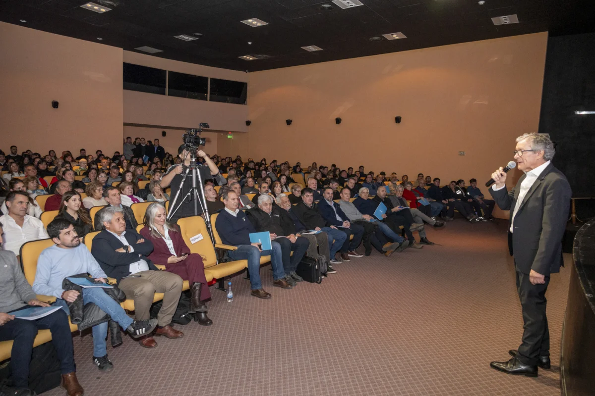 Cooperativas de Argentina se unen en Neuquén para fortalecer su autonomía y defensa colectiva