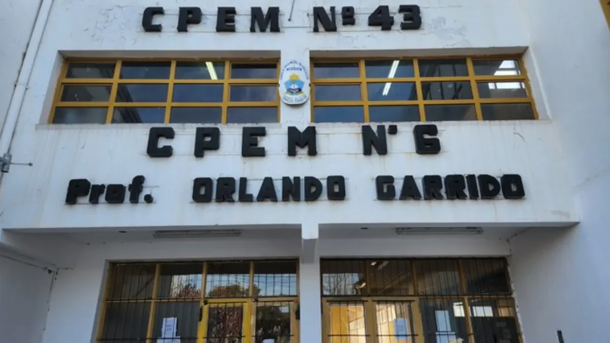 Crisis en Cutral Có: comunidad educativa consternada tras el tiroteo en la escuela