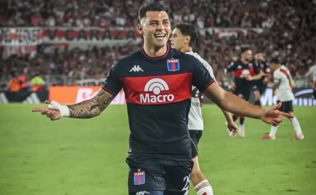 Cuando sale todo mal, te vas goleado y silbado