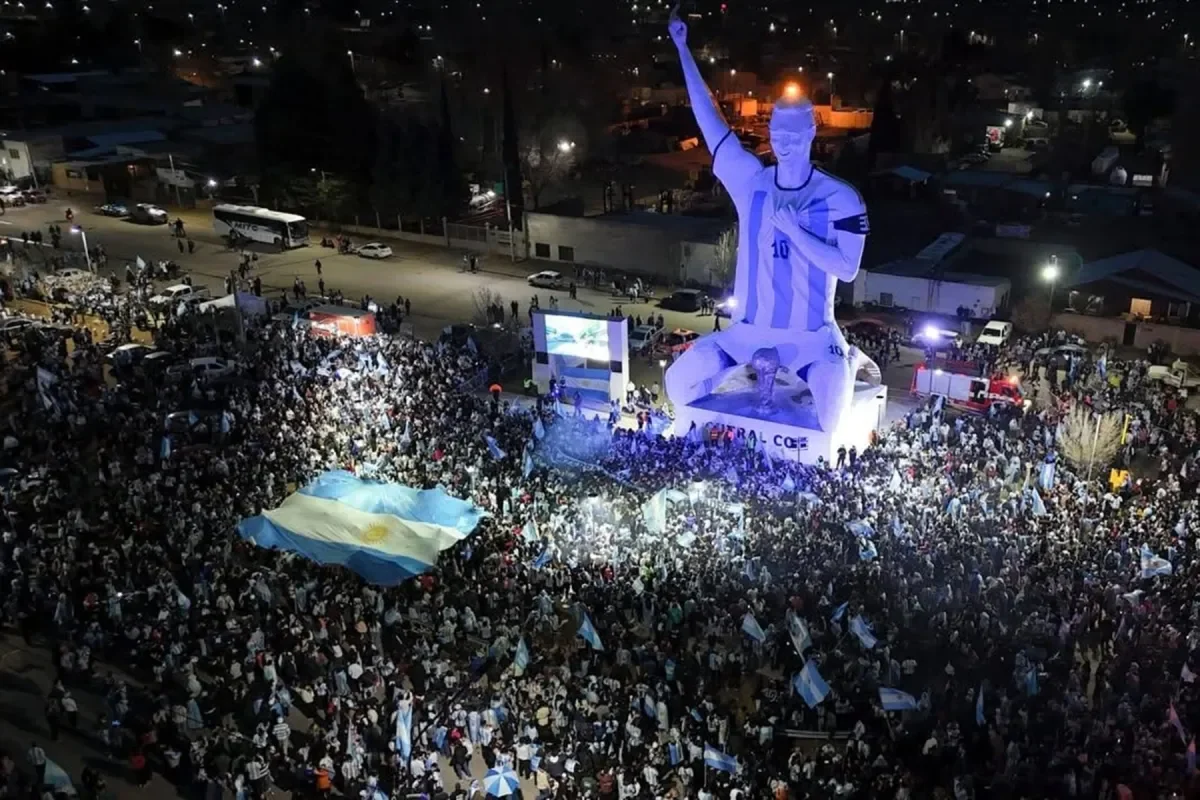 Cutral Có se posiciona como un nuevo destino turístico gracias a la figura de Messi