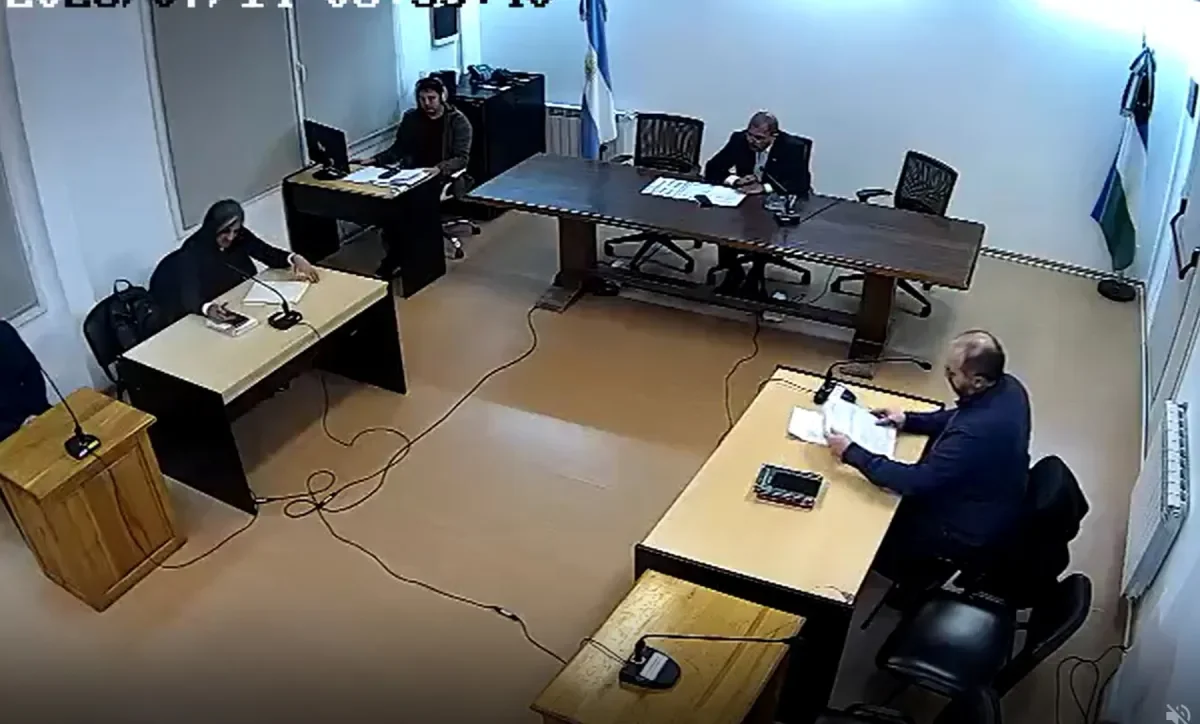 Deportación de un chileno tras robo en Bariloche: prohibición de reingreso por 8 años