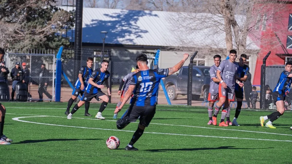 Deportivo Rincón se despide de la competencia tras nueva derrota en casa