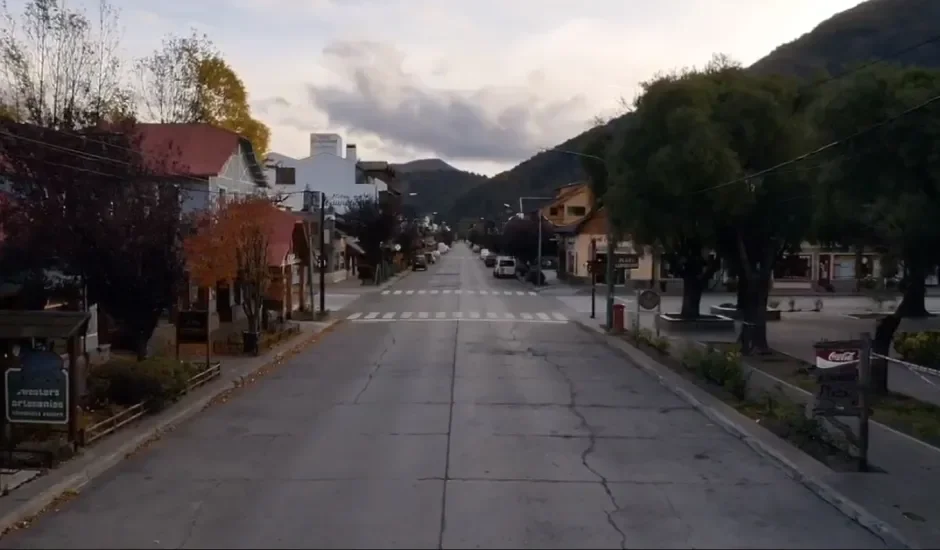Desempleo en aumento: empresas de San Martín de los Andes cierran por baja actividad comercial