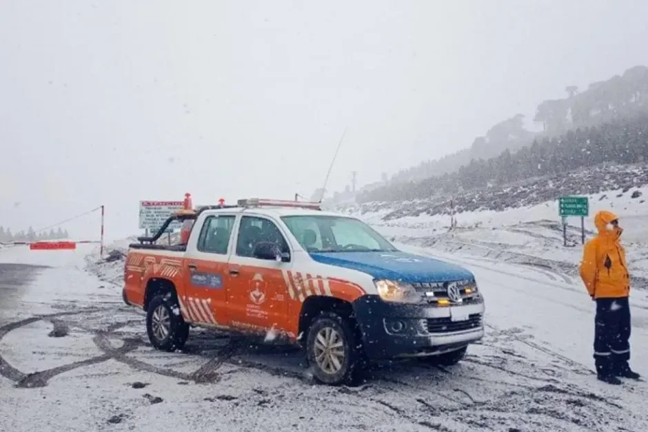 Despliegue de emergencia en rutas de Neuquén ante la llegada de nevadas