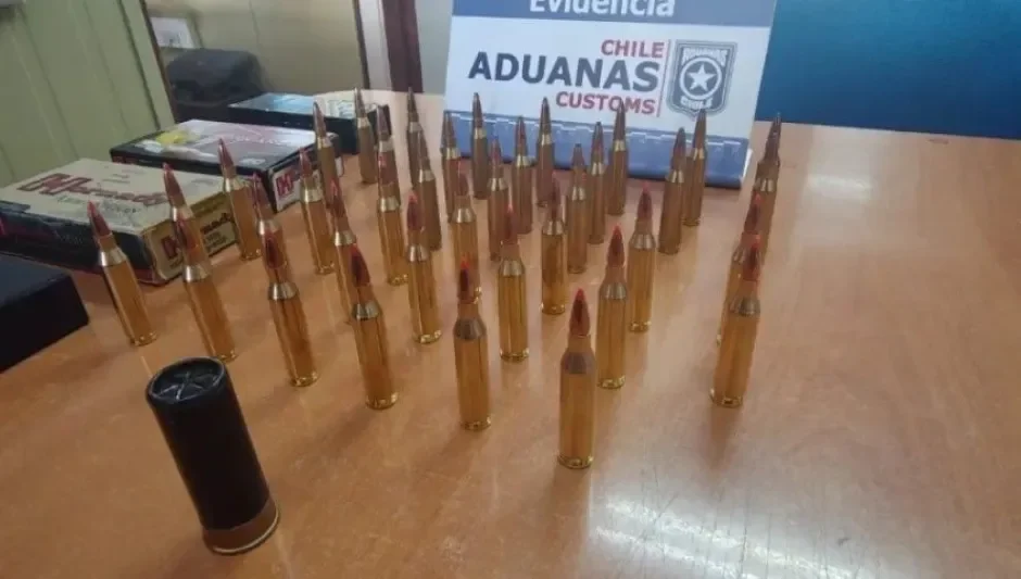 Detenido en la frontera argentino-chilena con escopeta y municiones en su poder