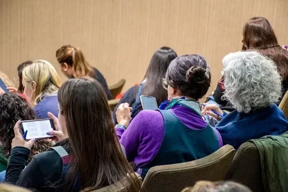 Docentes de Zapala adquieren nuevas habilidades en energía para la educación