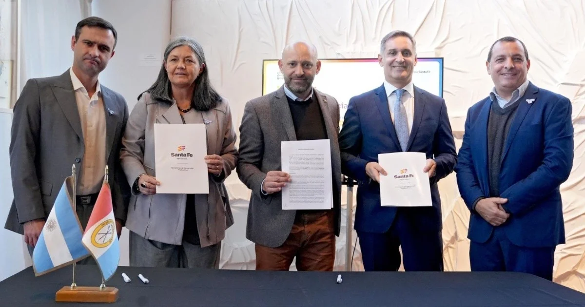 El Aeropuerto de Rosario mejora su infraestructura con más de 300 nuevas estructuras de sombra