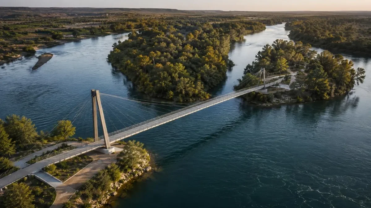 El innovador puente colgante conectará Península Hiroki con la confluencia de ríos