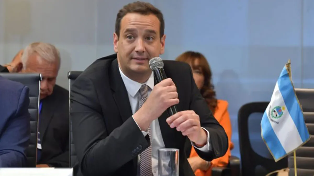 El ministro Castelli se pronuncia sobre el conflicto entre Halliburton y pymes de Neuquén