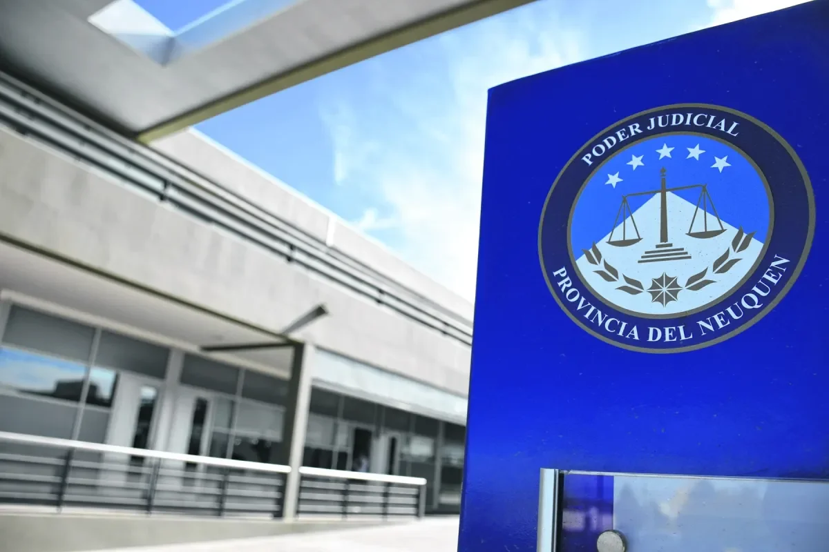 El profesor de fútbol acusado de abuso sexual permanecerá en prisión preventiva