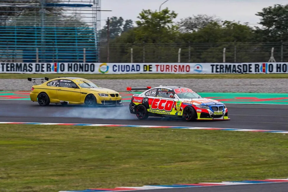 El Turismo Internacional se hace notar en La Plata con la llegada de destacados pilotos