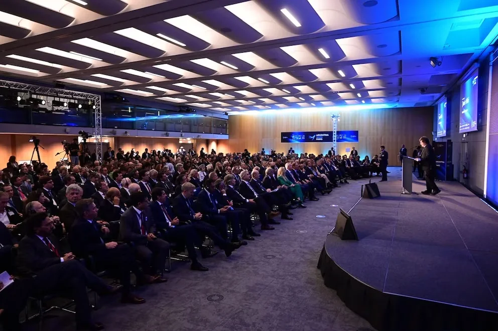 Empresarios europeos interesados en oportunidades tras reuniones en París
