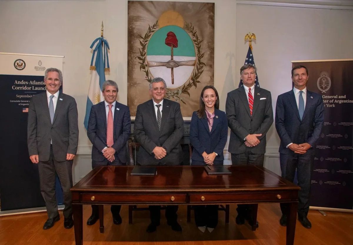 Empresas estadounidenses McDermott y Pumpco potenciarán la producción de LNG en Vaca Muerta