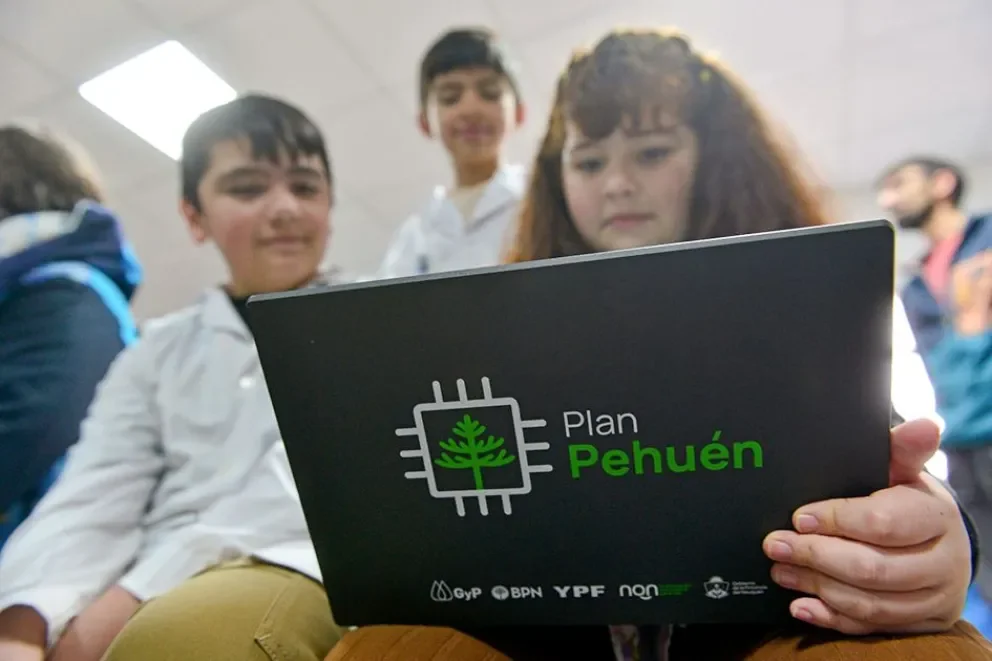 Escuelas de Neuquén se modernizan con el aporte del Plan Pehuén