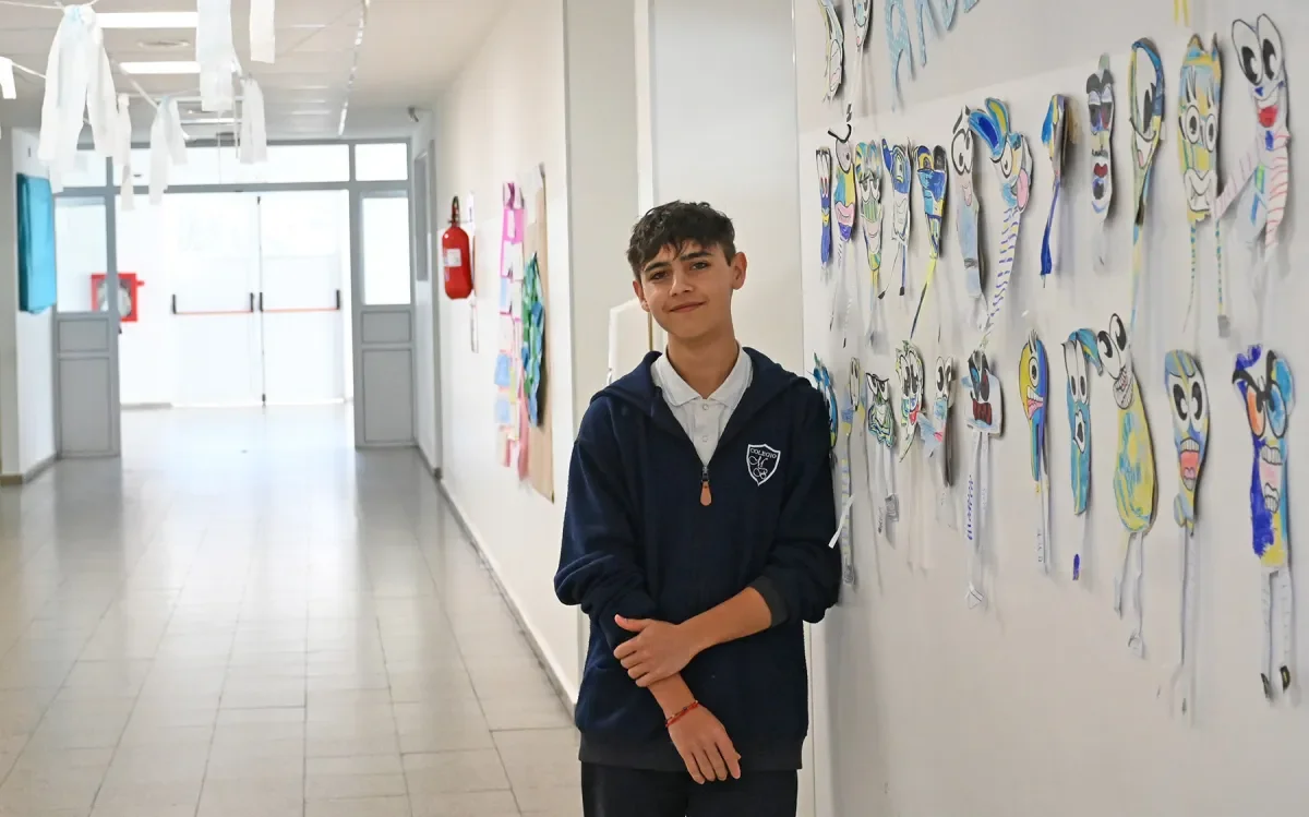 Estudiante de Plottier de 16 años emprende viaje hacia la India con un gran propósito