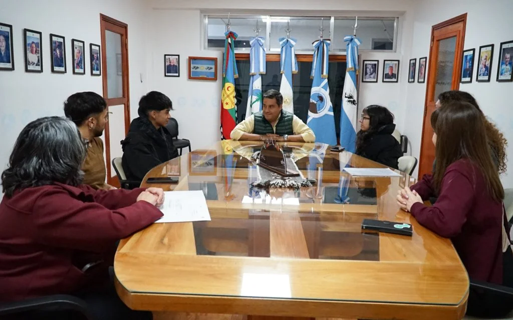 Estudiantes de Zapala comienzan prácticas en el Municipio para fortalecer su formación laboral