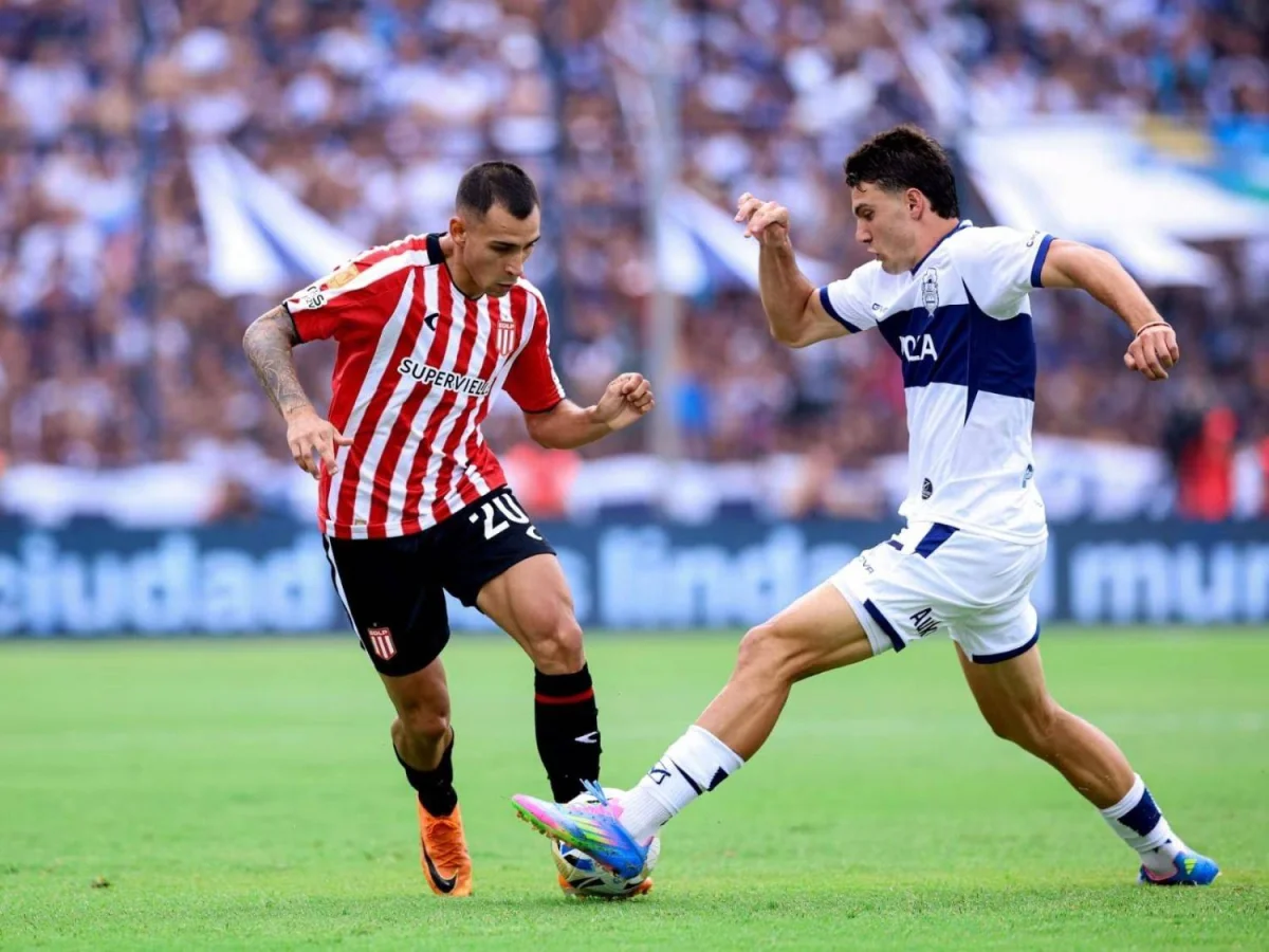 Estudiantes y Gimnasia luchan por un lugar internacional tras la reanudación del torneo