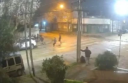 Ex concejal Guillermo Arroyo víctima de un violento asalto en Neuquén y Belgrano