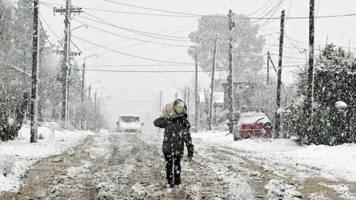 Extienden alerta por nieve y viento en Neuquén: más localidades en riesgo