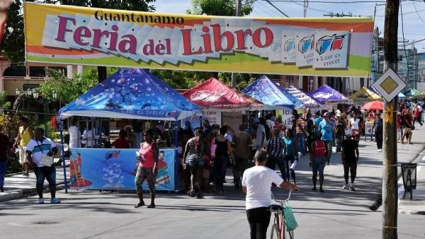 Feria Internacional del Libro: una oportunidad para los amantes de la lectura en Guantánamo