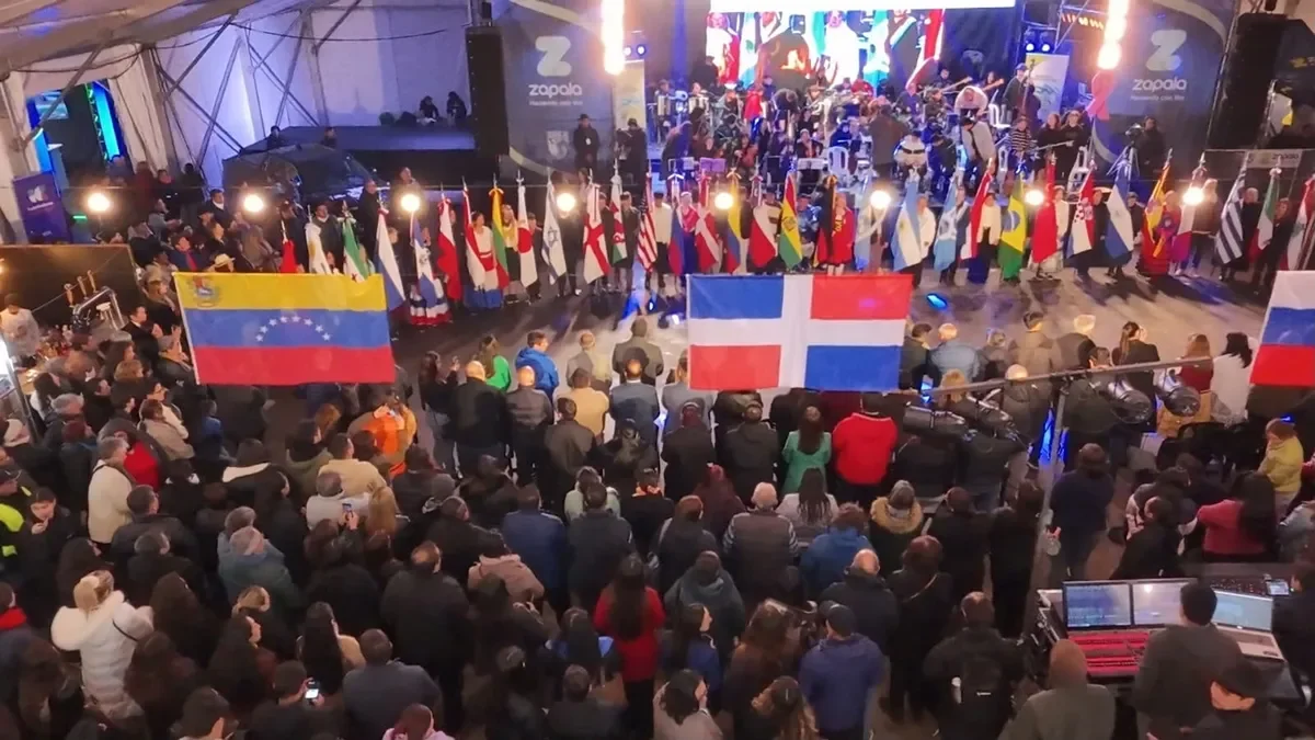 Fiesta del Inmigrante y las Colectividades atrae a miles en Zapala