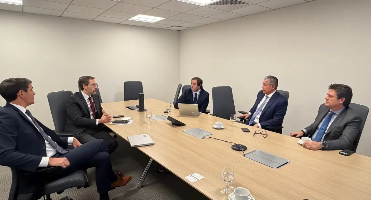 Figueroa gestiona apoyo del BID para mejorar la infraestructura en Neuquén