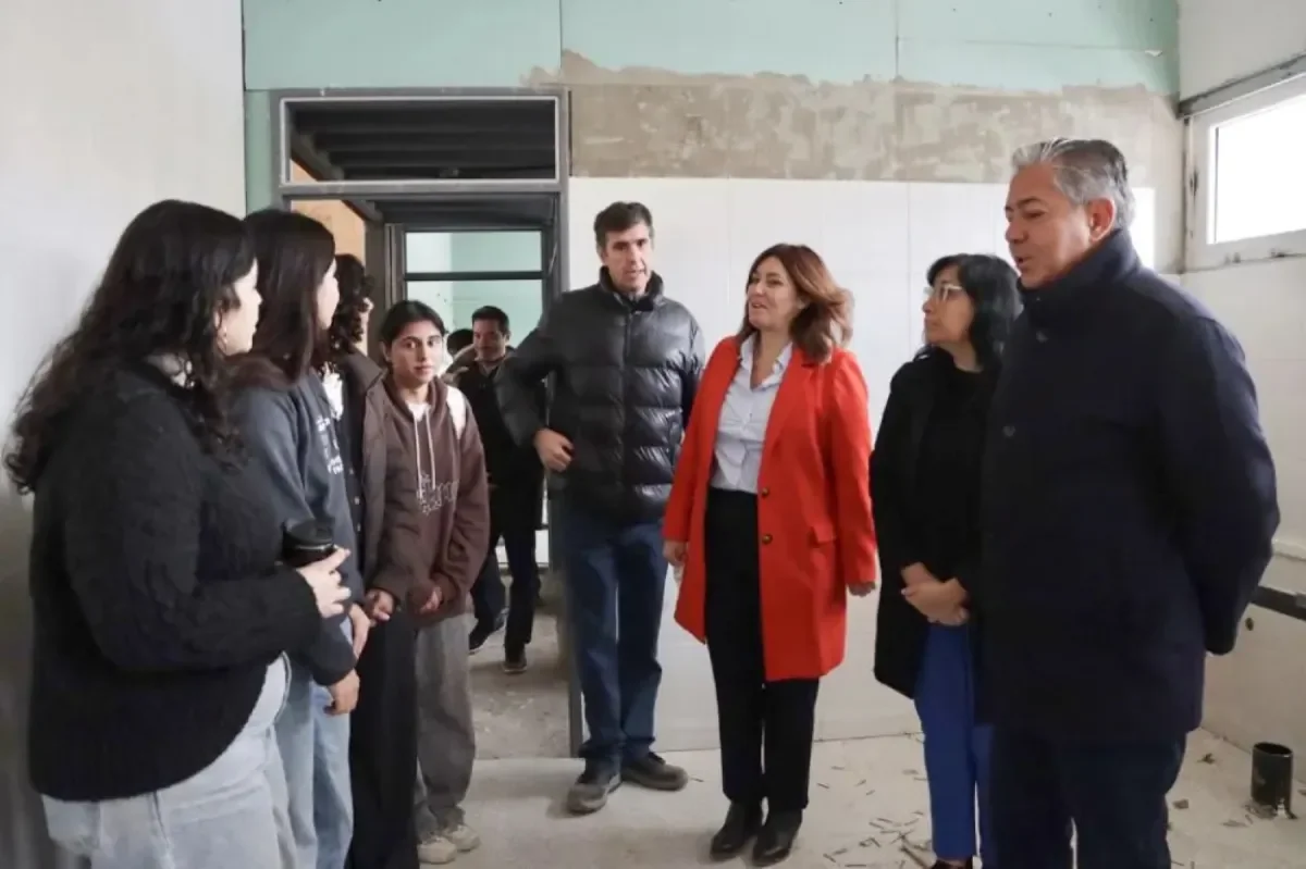 Figueroa impulsa colaboración entre su gabinete y el municipio de Plottier