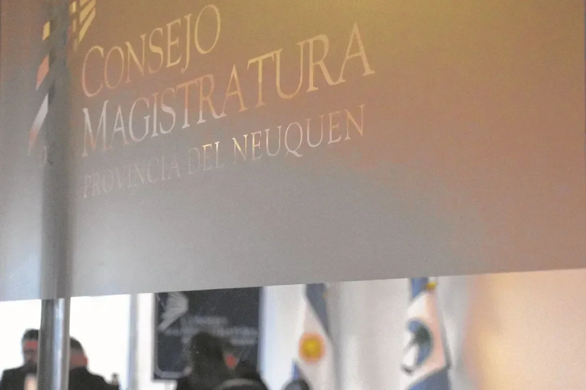 Finalistas del concurso para juez administrativo en Zapala presentan sus postulaciones