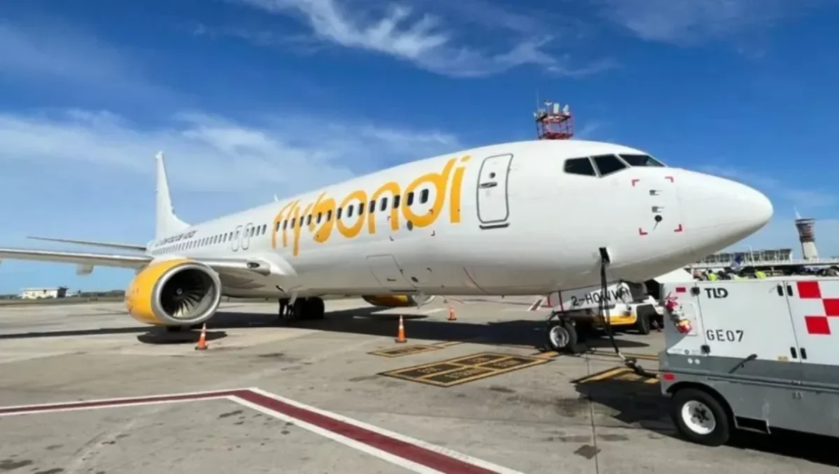 Flybondi enfrenta multas millonarias tras quejas de pasajeros en el aeropuerto de Neuquén