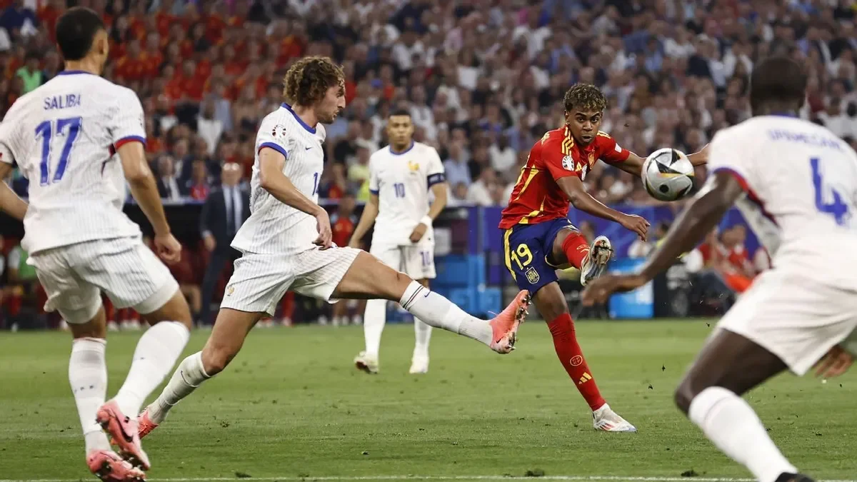 Francia y España se preparan para la semifinal del Mundial 2026: horarios y formaciones